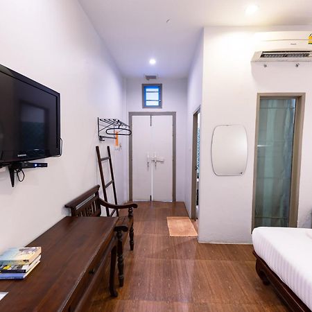 Sleep Hotel - Sha Certified Surat Thani Exteriör bild