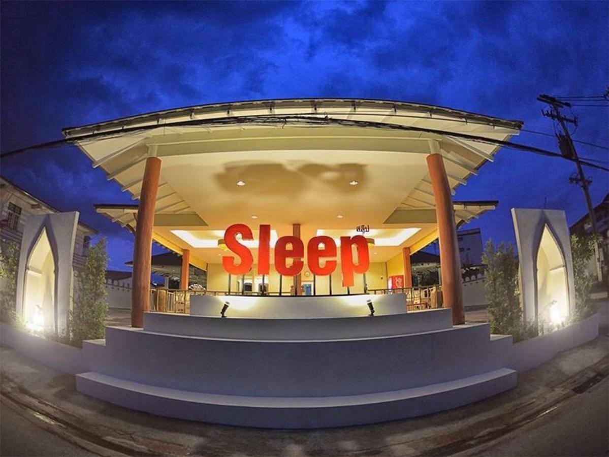 Sleep Hotel - Sha Certified Surat Thani Exteriör bild